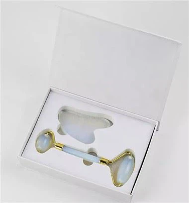 Sorcóir bán opal jade agus tacar scraper gua sha scra