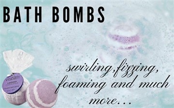 Scents Éagsúla Buamaí Folctha Agus Na Buntáistí a d'fhéadfadh a bheith acu